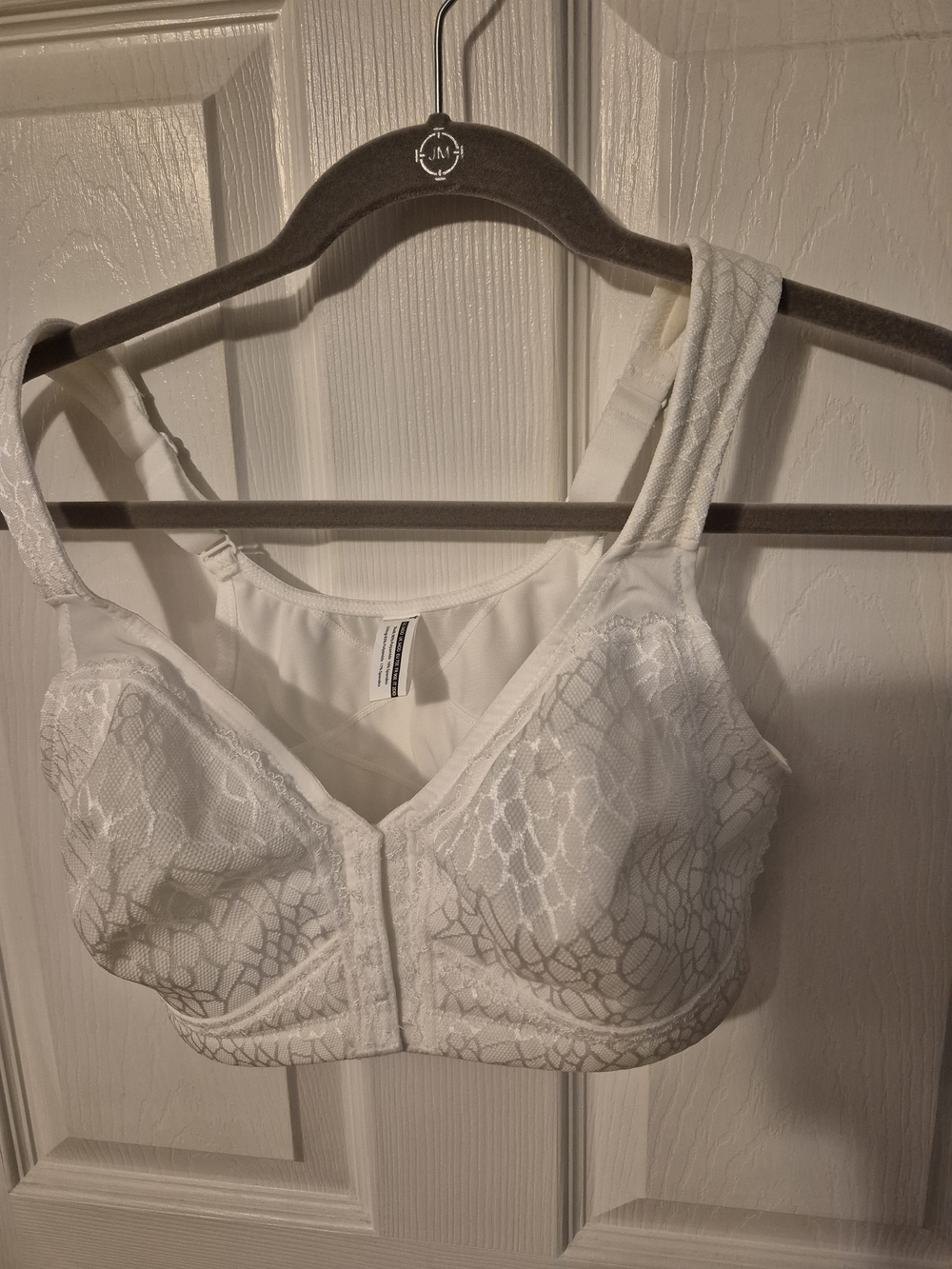 HACI Front-Closure Wireless Posture Bra Back Support in White 34DD